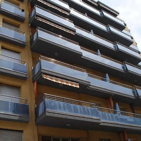 La Costa Apartment